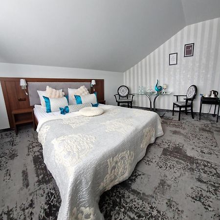 Cynamon Hotel Újszandec Kültér fotó