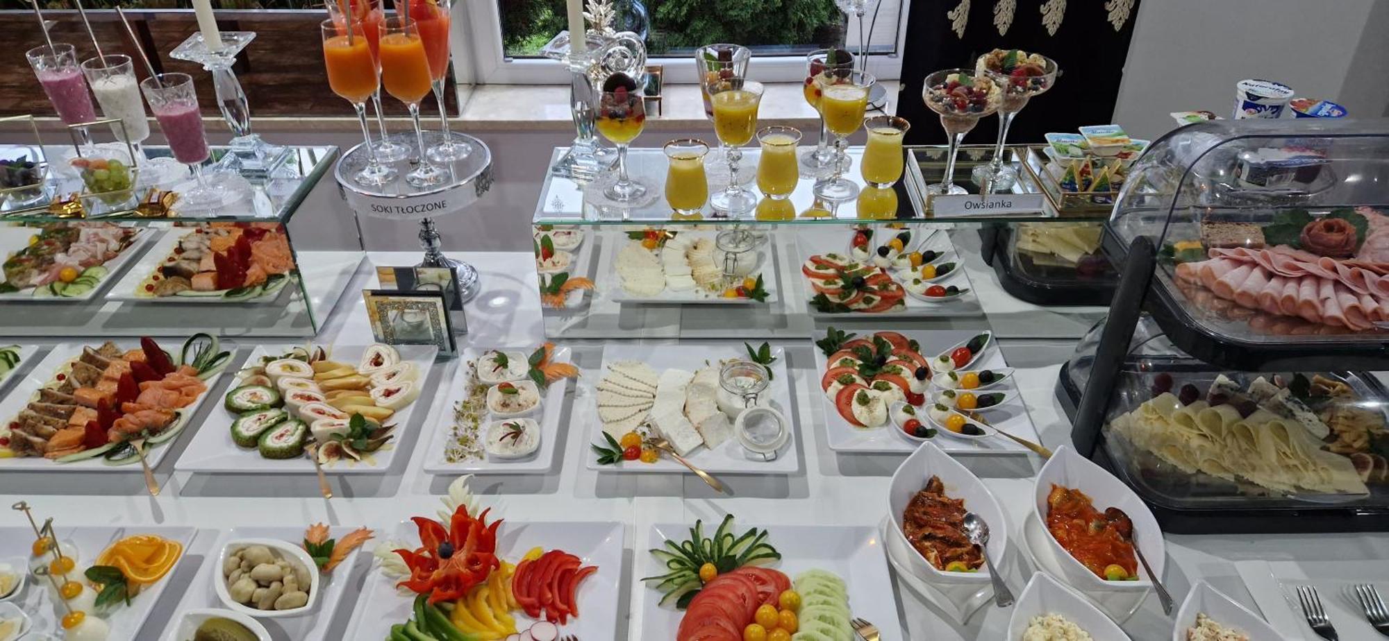 Cynamon Hotel Újszandec Kültér fotó