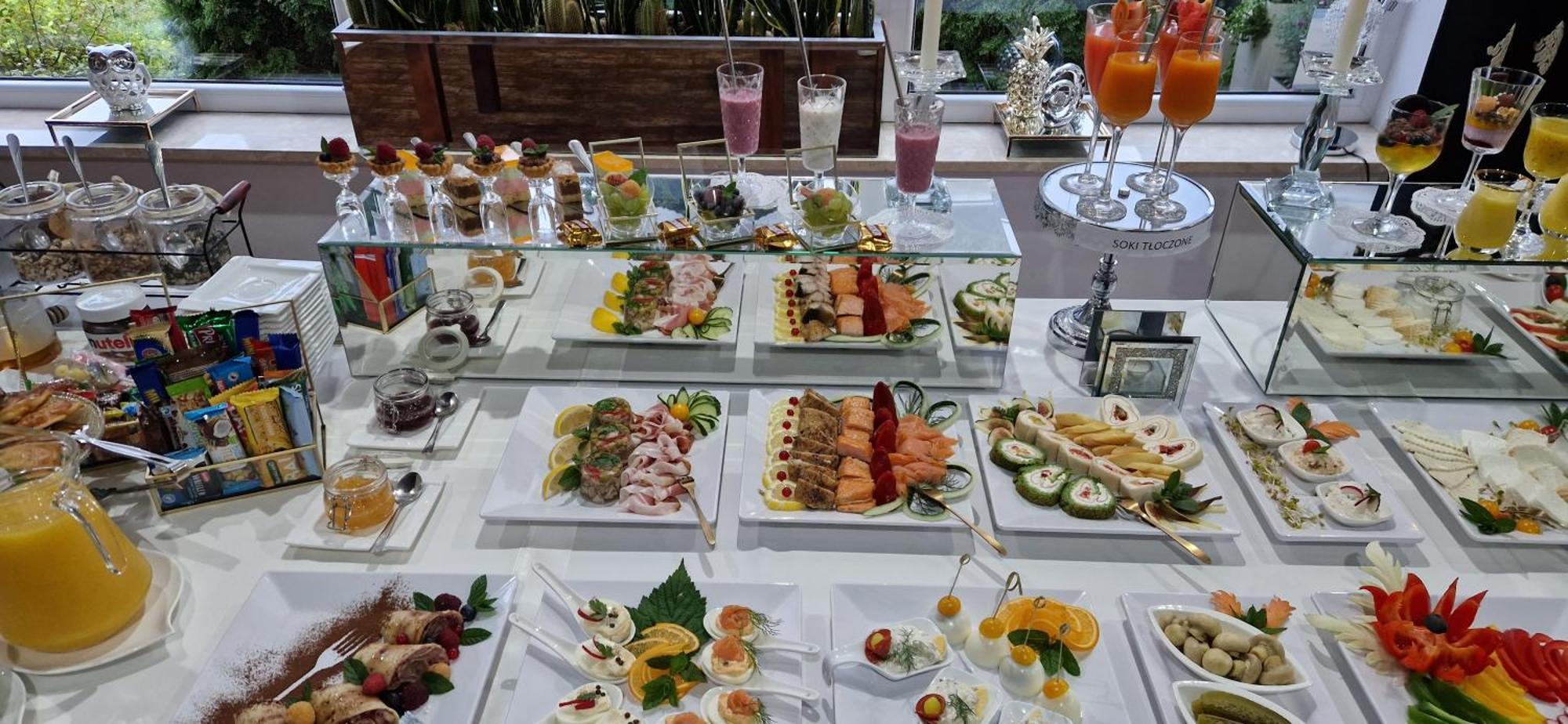 Cynamon Hotel Újszandec Kültér fotó