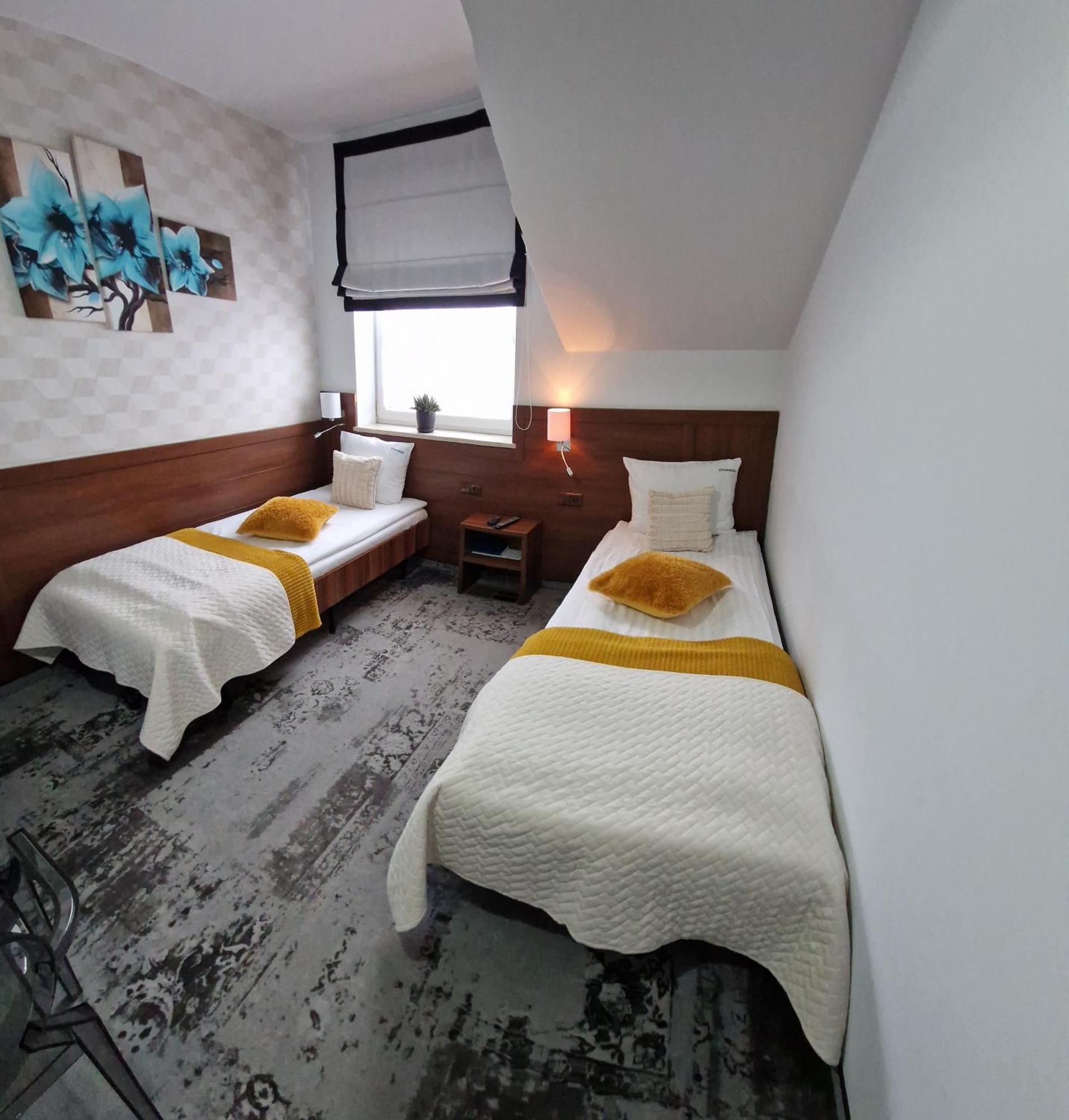 Cynamon Hotel Újszandec Kültér fotó